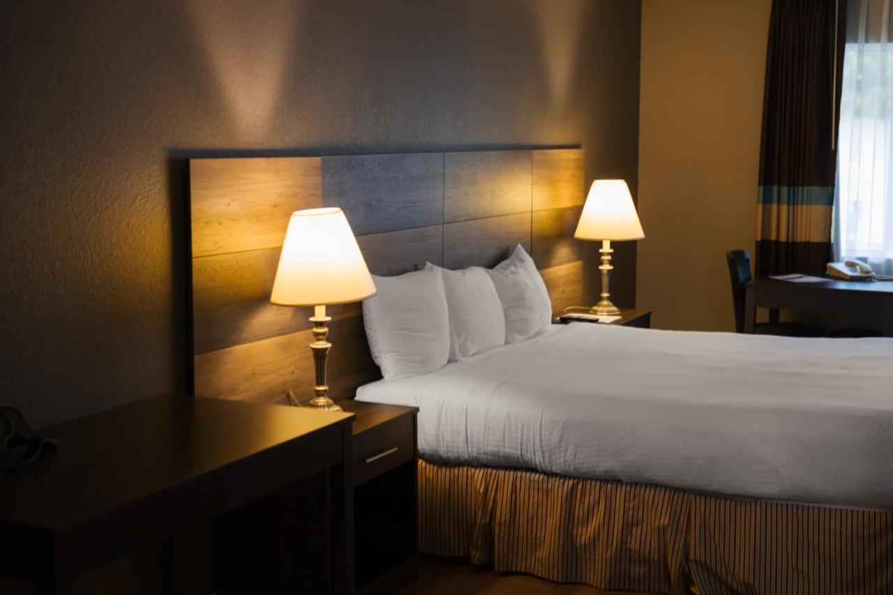 Cozy Inn Коста Меса Экстерьер фото